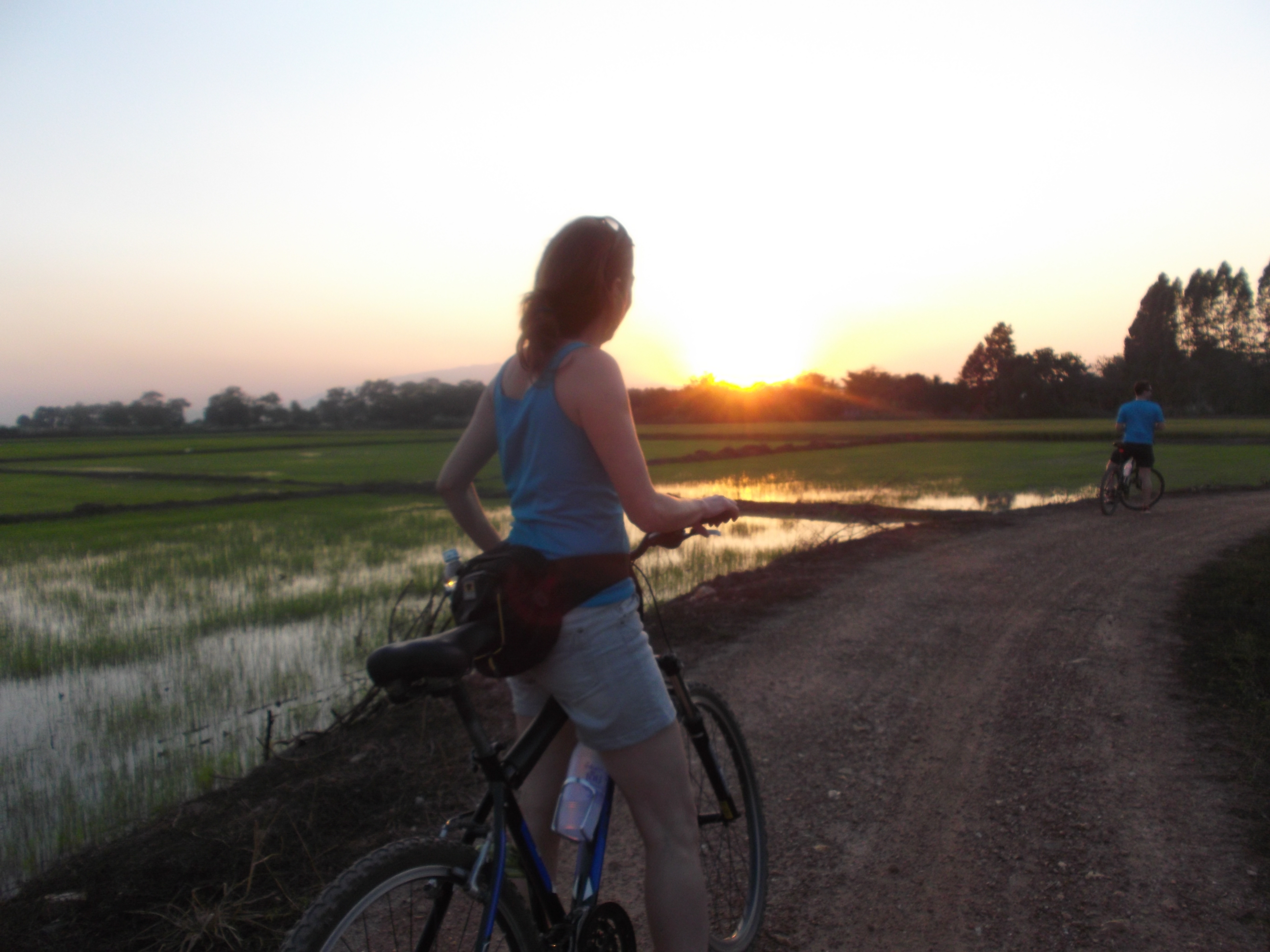 sukhothai sunset bike