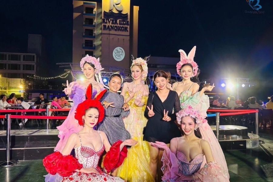 SDEBKK154: RIVERSIDE CARNIVAL CRUISE