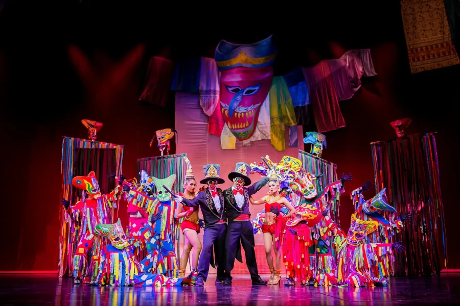 SDEHKT064: Phuket Fantasea Show + Dinner with Transfer